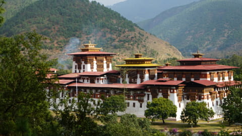 Informationen über Städte wie Thimphu, Paro, Punakha und Bumthang, Bild: Punakha Dzong