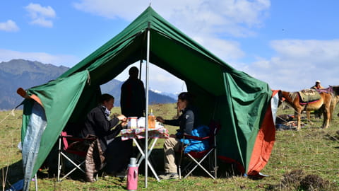 Naturlager die sich abseits ausgetretener Pfade befinden und den Trekking-Teilnehmern ein echtes Wildniserlebnis bieten.