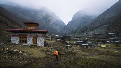 Chebesa Dorf in Bhutan entlang des Bhutan-Laya-Treks