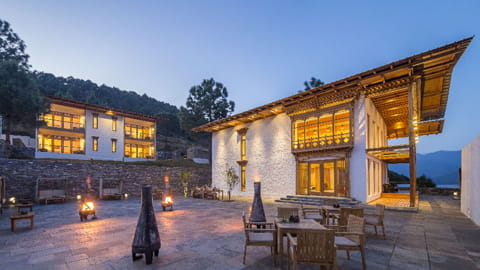 dhensa-hotel-punakha-02.jpg