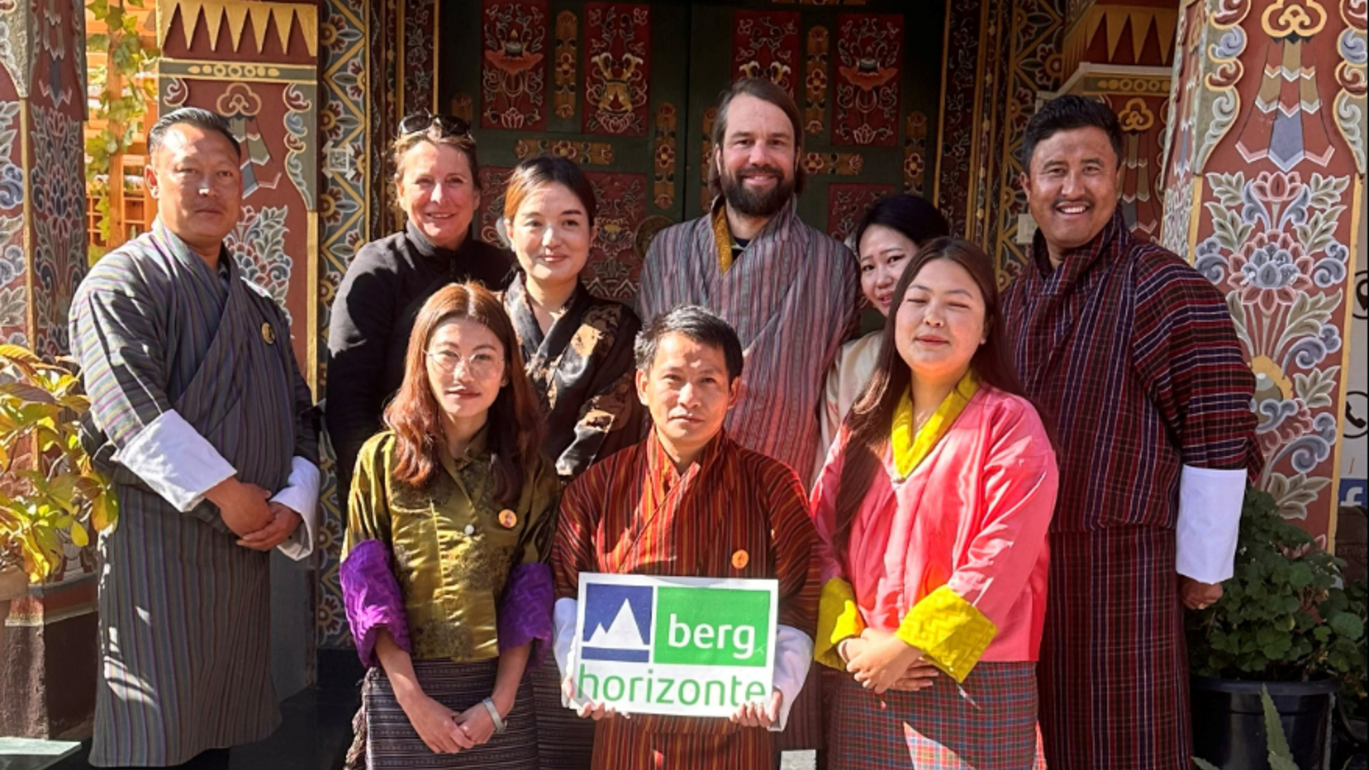 bhutan-team-berghorizonte.jpg